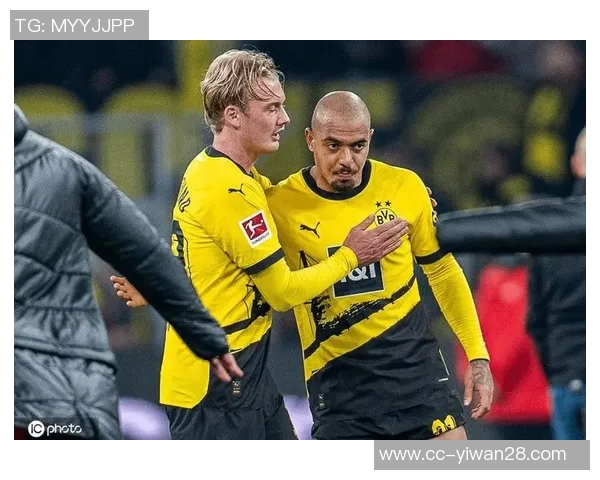 德天空报道多特蒙德报价未果克鲁塞罗拒绝17岁后卫普拉特斯转会请求