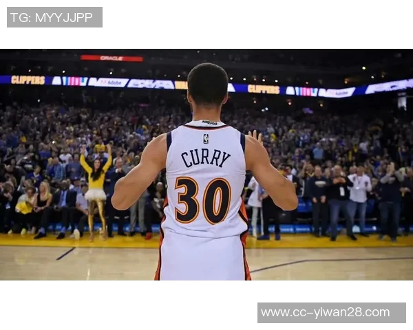 今晚巴特勒否认代替库里成为蝙蝠侠称绝对不是